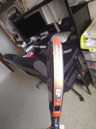 Pala NOX AT10 Genius Attack 12K Agustín Tapia 2025