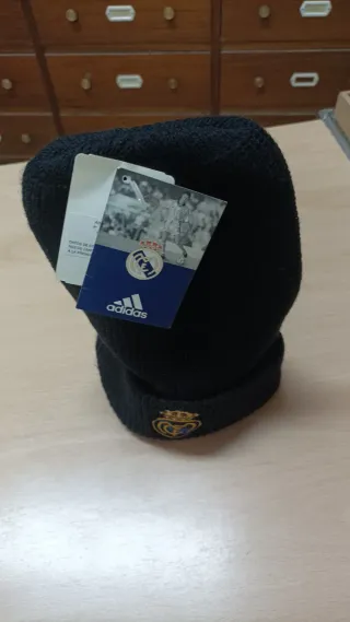 Gorro Real Madrid Adidas Negro Nuevo
