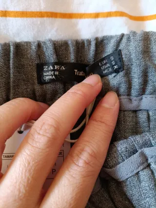 Falda larga Zara plisada gris