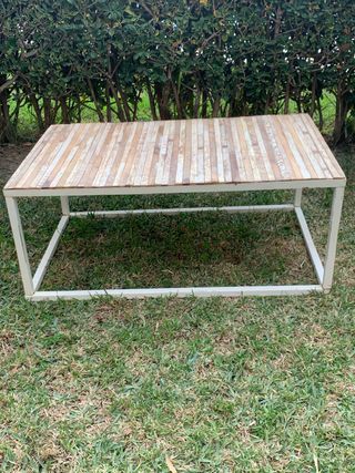 Tavolo da centro in legno