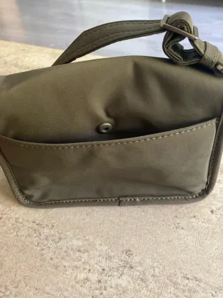 Bolso bandolera de Zara