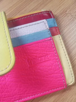 Cartera multicolor con cremallera