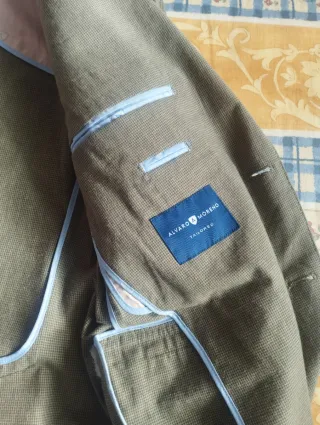 Americana azul y gris