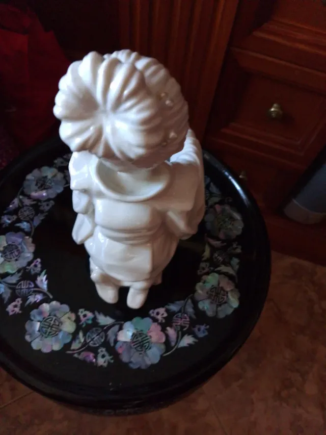 Antica figura di Geisha