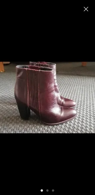 Botines de piel Zara color burdeos