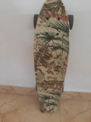Skate Globe Penny Diseño Tropical