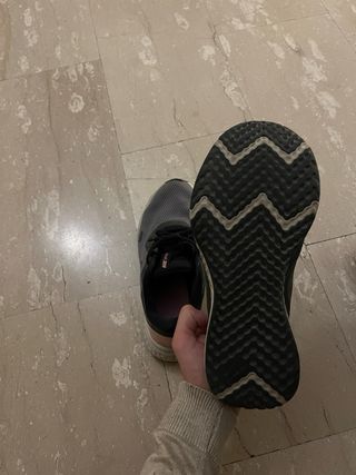 Scarpe Nike running grigie e rosa