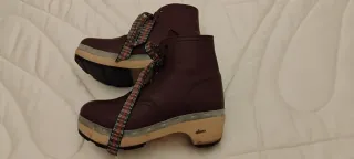 Zuecos. Calzado típico de Galicia