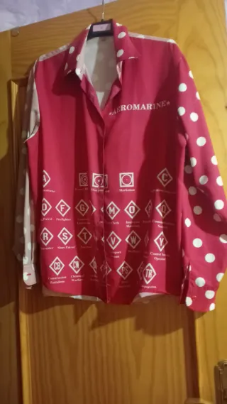 Camisa lunares rosa y roja