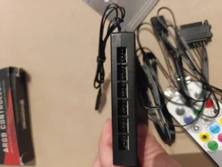 Controladora ARGB para PC HPORTEC con mando