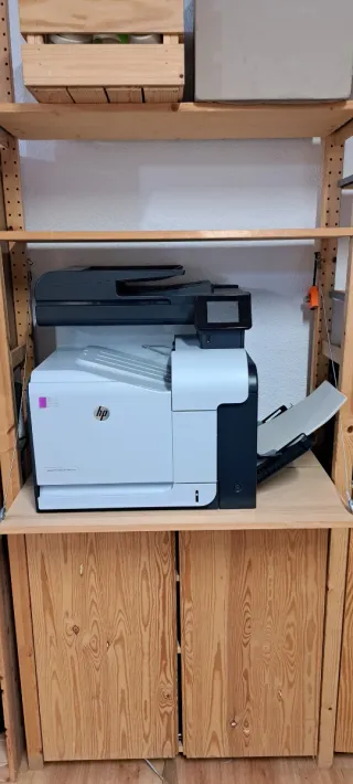 Impresora HP LaserJet Pro 500 Color MFP M570dn