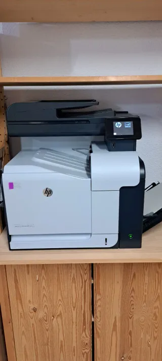 Impresora HP LaserJet Pro 500 Color MFP M570dn