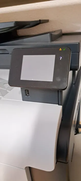 Impresora HP LaserJet Pro 500 Color MFP M570dn