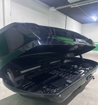 Cofre Thule Motion 3 L Negro Brillante