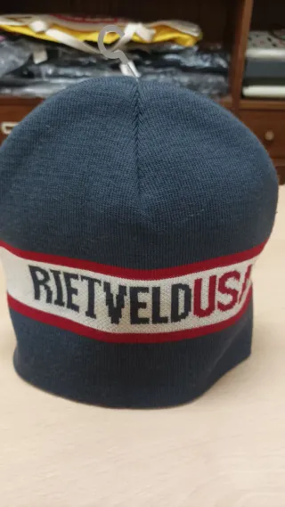 Gorro RIETVELD USA nuevo
