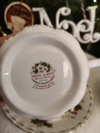 Tazza December Royal Albert Jumbo