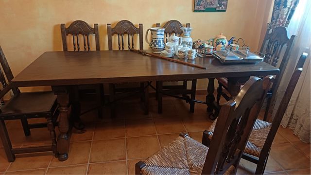 Mesa Castellana Madera + 8 Sillas