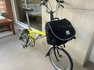 Bicicleta pieghevole Brompton gialla