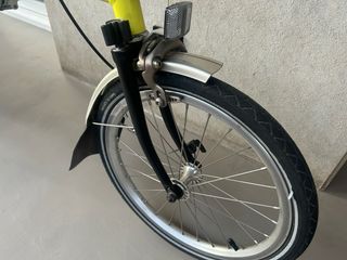 Bicicleta pieghevole Brompton gialla