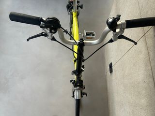 Bicicleta pieghevole Brompton gialla