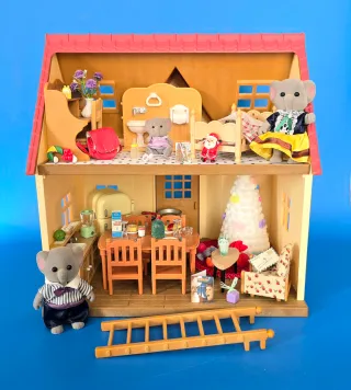 Christmas Cosy Cottage Sylvanian Families