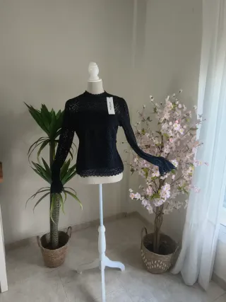Blusa Morgan Encaje Manga Larga