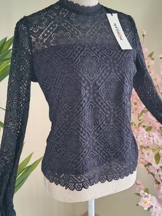 Blusa Morgan Encaje Manga Larga
