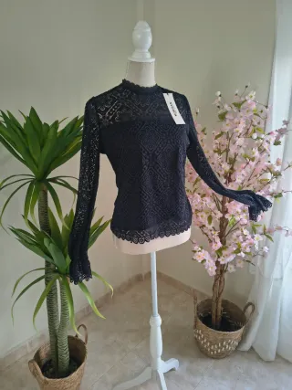 Blusa Morgan Encaje Manga Larga