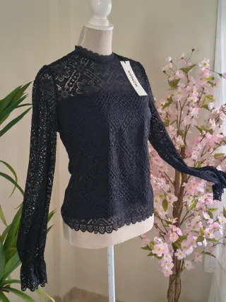 Blusa Morgan Encaje Manga Larga