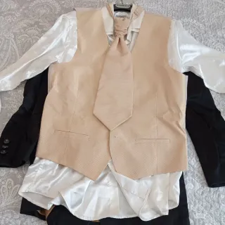 Traje Americana, Camisa, Chaleco y Corbata