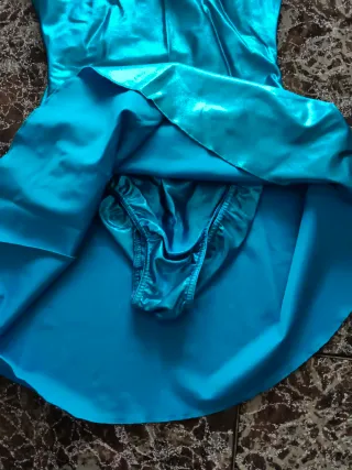 Vestido de niña para baile moderno o deportivo