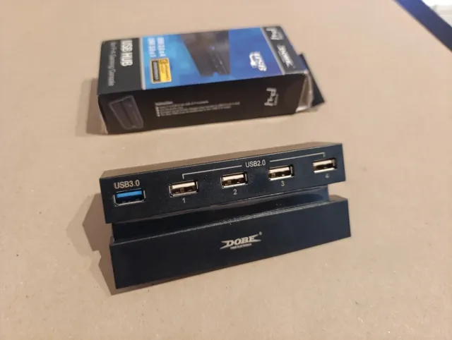 Docking PS4 Fat DOBE USB Hub Frontal