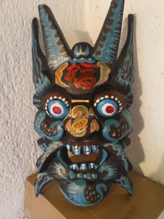 Maschera etnica Cina legno decorata