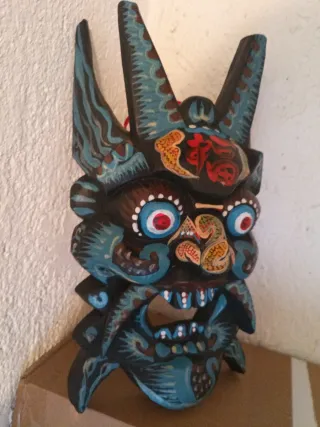 Maschera etnica Cina legno decorata