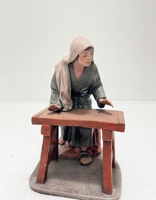 Figura Belén J.L. Mayo 16 cm