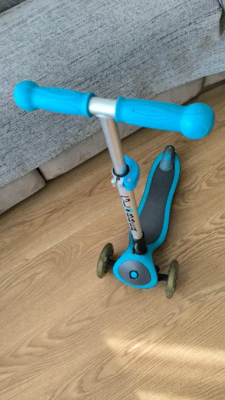 Patinete Globber niño azul, 3 ruedas con luces