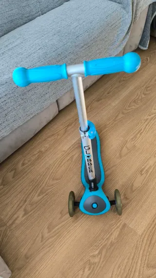 Patinete Globber niño azul, 3 ruedas con luces