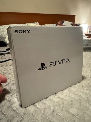 Scatola PS Vita Completa Sony