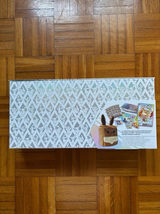 Pokémon Box Ultra Premium Evoluzioni Prismatiche