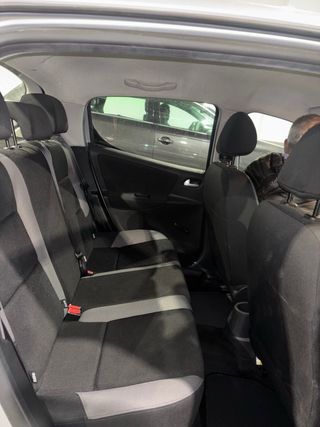 Peugeot 207 Pegatina C 47000km