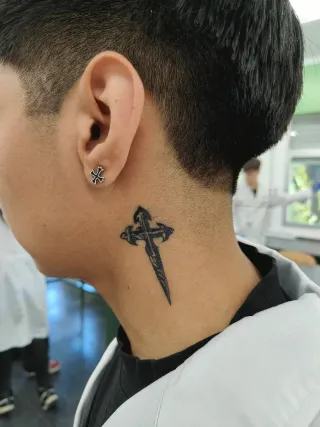 Tatuajes y piercings