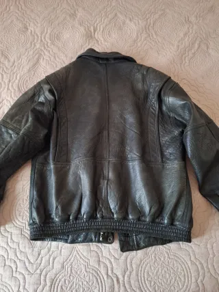 Cazadora vintage cuero negra 80s