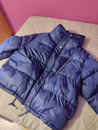 Chaquetón Stradivarius Plumas Talla M