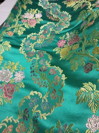 Tela falda de fallera. Muy buen estado