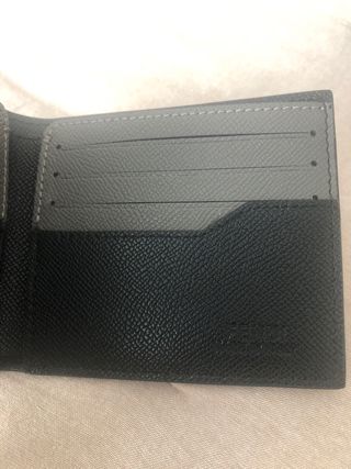 Billetera Fendi Roma Negra y Gris