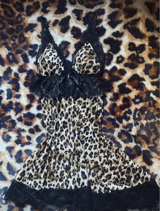 Camisón sexy estampado leopardo con encaje