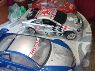 Coche RC Nitro Kyosho V One 1.10 3 Carrocerías,