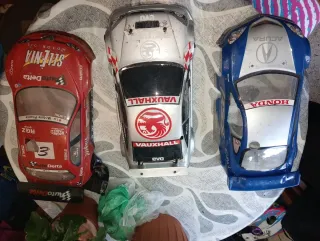 Coche RC Nitro Kyosho V One 1.10 3 Carrocerías,