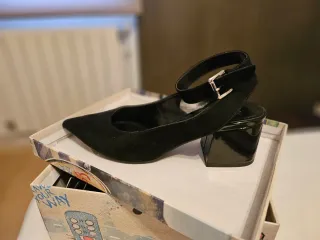 Zapatos de fiesta negros tacón