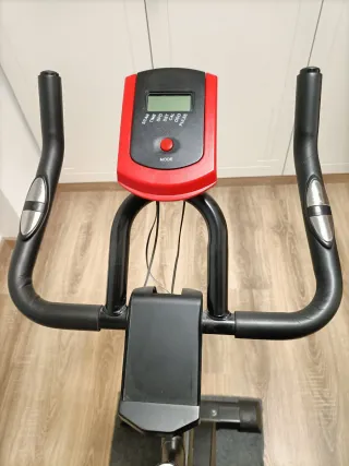 Bicicleta Estática GELUSA ACTIVE